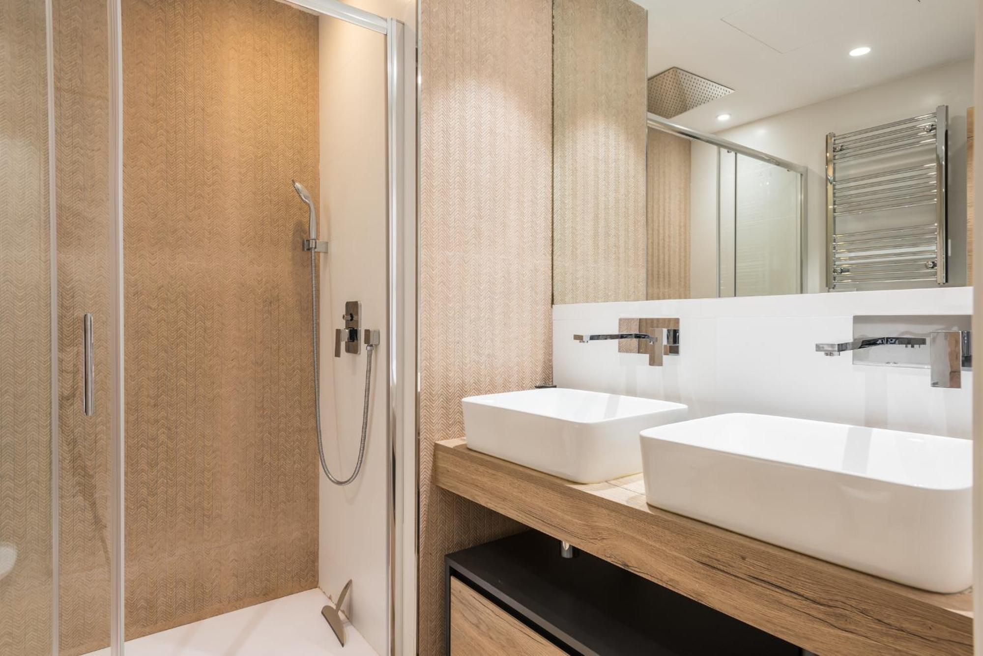 Lebre By Totiaran Apartment Naut Aran Luaran gambar